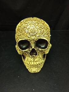 lot 1164 image: Decorative Golden Floral Skull Ornament - Retail $25