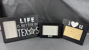 lot 89 image: Decorative Picture Frame Set with Texas and Love Messages