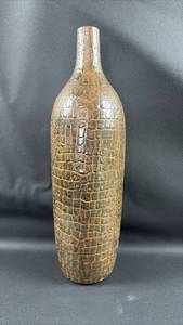 lot 95 image: Kirklands Brand Decorative Pottery Bottle with Alligator Pattern Approximately 12 inch tall