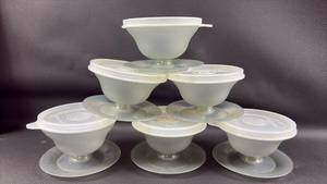 lot 103 image: Vintage Tupperware Travel Sherbet Cups with Lids Set of 6