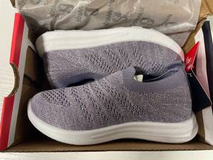 lot 5190 image: Apawwa Kids Lightweight Slip On Running Shoes - Purple Walking Shoes for ToddlerLittle KidsBig Kids - size 24