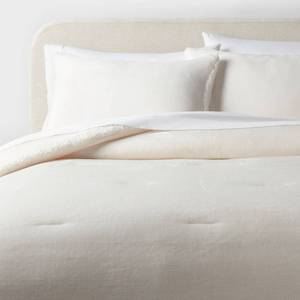 lot 1085 image: King Cozy Faux Shearling Comforter and Sham Set Ivory - Threshold - Retail $55