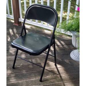 lot 9967 image: Peakform Vinyl Padded Chair Black - Retail $25