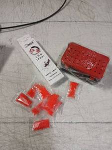 lot 41948 image: Seeneling 2002 Pcs Fishing Tackle - Retail $8