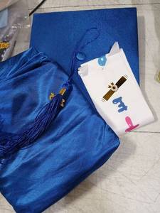lot 41956 image: Blue Graduation Cap and Gown Set Preschool - Retail $15