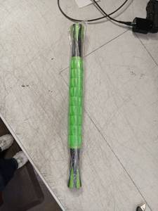 lot 42019 image: Muscle Roller - Retail $25