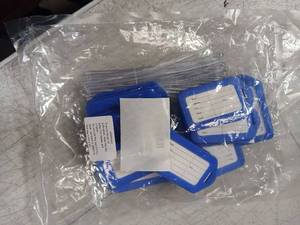 lot 42027 image: Blue Luggage Tags with String Attachments - Retail $3