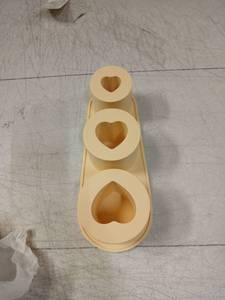 lot 42031 image: Heart Shaped ice Cube Tray For Stanley Cup.  - Retail $15