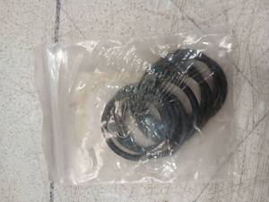 lot 42077 image: 8 Pack O Ring For Fleek and Rainsoft See Picture For Model Numbers - Retail $5