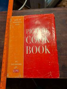 lot 44 image: Life Picture Cook Book by Editors of Life Magazine