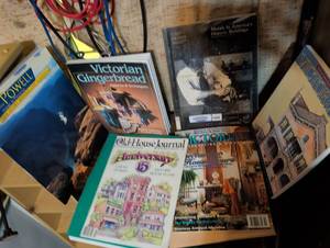 lot 123 image: Mixed Collection of Home Design and Architecture Books and Magazines