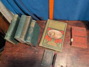 lot 128 image: Collection of Classic Literature and History Books