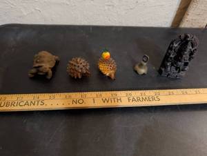 lot 158 image: Mixed Collectible Figurines and Toys Lot