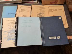 lot 203 image: Historical Books and Research Materials Collection