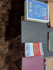 lot 205 image: Medical Health Reference Books Collection
