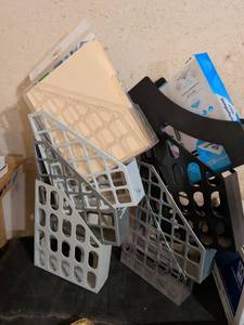 lot 220 image: Office File Organizer Magazine Holders Set