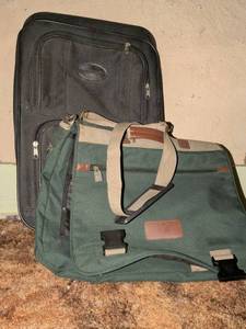 lot 237 image: Travel Luggage Set - Rolling Suitcase and Duffel Bag
