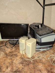 lot 238 image: Used Computer Electronics Bundle with Monitor and Speakers