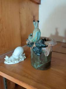 lot 271 image: Decorative Ceramic Figurines with Glass Vase Set