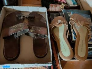 lot 282 image: Womens Leather Sandals and Moccasins Lot