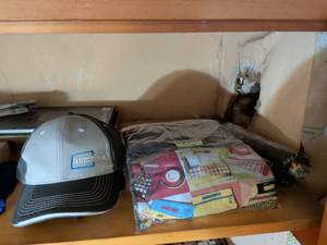 lot 284 image: Mixed Clothing and Accessories Bundle with Buzztime Cap