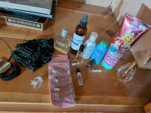 lot 291 image: Mixed Health and Beauty Product Lot