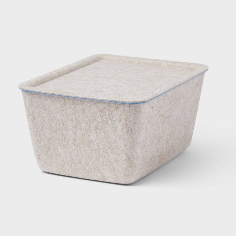 lot 2002 image: Storage Solutions- 1x Felt Bin OatBlue - Brightroom  2x plastic stackable bins