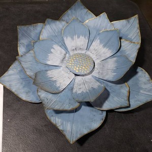 lot 1201 image: Blue Lotus Flower Metal Wall Art - Retail $75