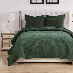 lot 1255 image: Greenland Home Fashions 2pc TwinTwin XL Velvet Crush Forest Quilt Bedding Set Green - Retail $210