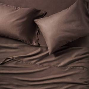 lot 1268 image: King 100% Linen Sheet Set Dark Fig - Casaluna - Retail $160