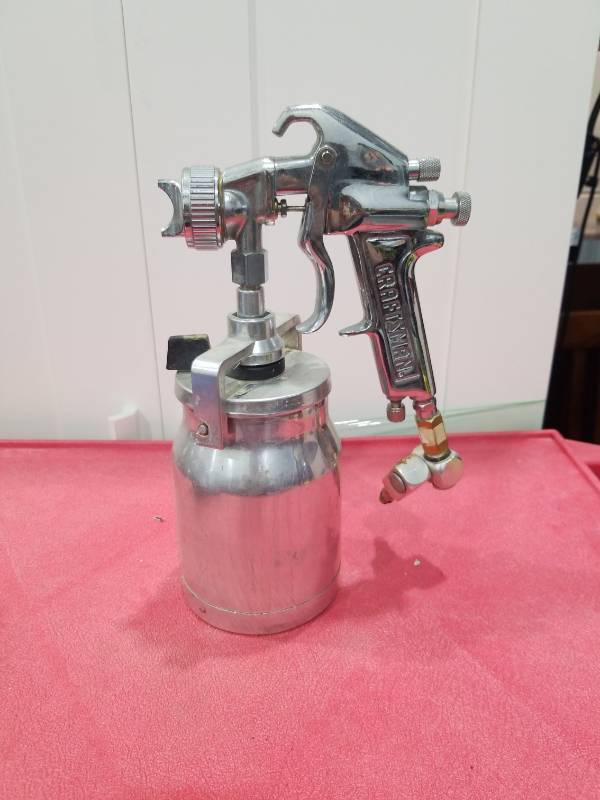 lot 3108 image: Craftsman Paint Spray Gun with Canister