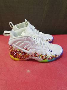 Nike Foamposite One Fruity Pebbles Basketball Shoes Size 4Y