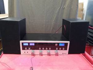 lot 3210 image: Innovative Technology Bluetooth Stereo System with CD Player and Speakers