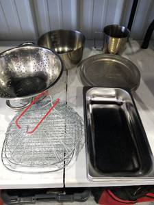 lot 3253 image: Stainless Steel Kitchen Cookware Set