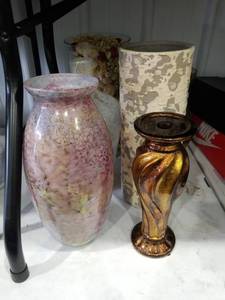 lot 3267 image: Decorative Glass Vase and Candle Holder Collection