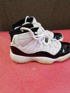 lot 3273 image: Nike Air Jordan 11 Concord Basketball Shoes Size 4.5Y