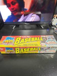 lot 3284 image: 1991 Topps Baseball Complete Set 792 Picture Cards
