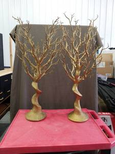 lot 3314 image: Decorative Gold Manzanita Branch Trees Set