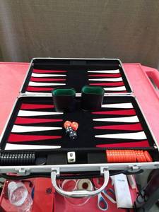lot 3337 image: Portable Backgammon Set in Aluminum Case