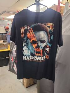 lot 4318 image: Halloween II Movie Horror T-Shirt Size Large