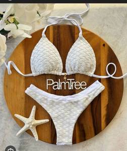 lot 2256 image: White Textured Triangle Bikini Set Medium