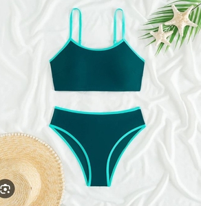 lot 2282 image: Womens Two Piece High Waisted Bikini Set Medium