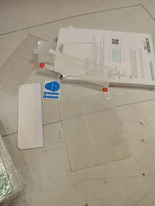 lot 62592 image: Macarrie 4 x 6 Adhesive Magnetic Sheets with Adhesive Backing Cuttable Magnetic Paper Stickers Flexible Peel and Stick for Picture Crafts Die Storage Photos - Retail $30