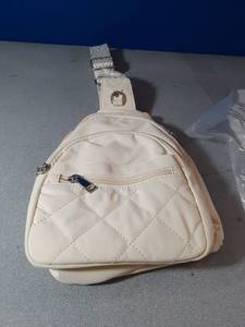 lot 20432 image: Over the Shoulder Travel Bag - Retail $0