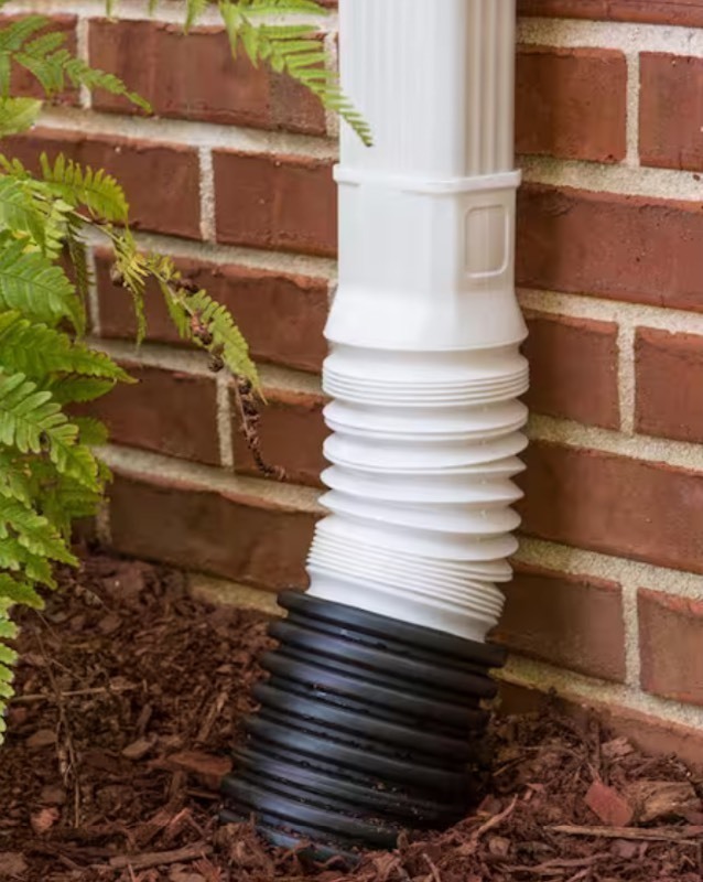 lot 621 image: Bundle of 7 Amerimax Home Products2 in. x 3 in. White Vinyl Downspout Adapter (7 Pieces)