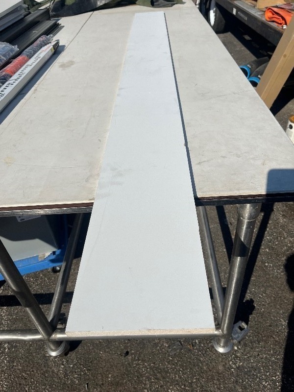 lot 181 image: Heavy Duty 6 x 7 Baseboard Trim Piece - sm blemish