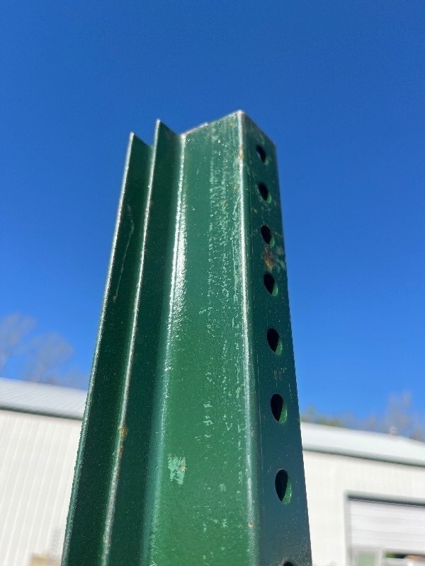 lot 403 image: Bundle or 2 Green U-Posts - Quality Utility Posts 3 x 8