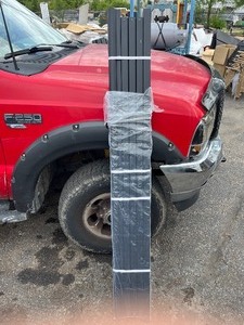 lot 234 image: 6 FT. VINYL RAILING KIT BLACK