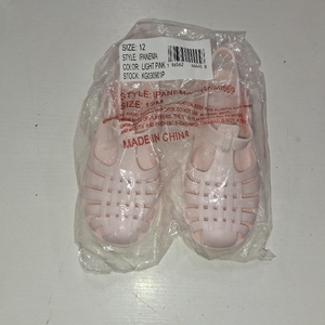 lot 5621 image: IPANEMA LIGHT PINK SANDAL FOR GIRLS SIZE 12