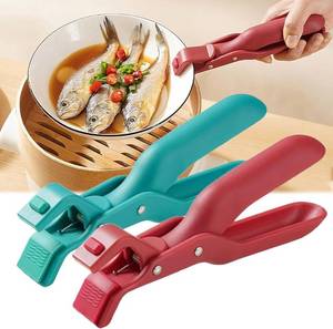 lot 6622 image: 2PCS Anti-Scald Bowl Clip, Hot Plate Gripper Tongs Anti Scald Bowl Holder Clip For Kitchen, Hot Bowl Dish Plate Gripper Clips Tongs Clamp Holder